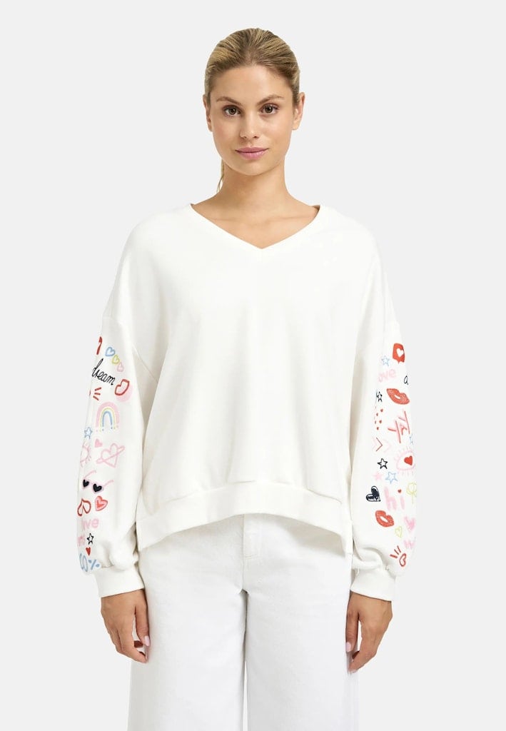 Oversize Sweatshirt Sleeve Embroidery