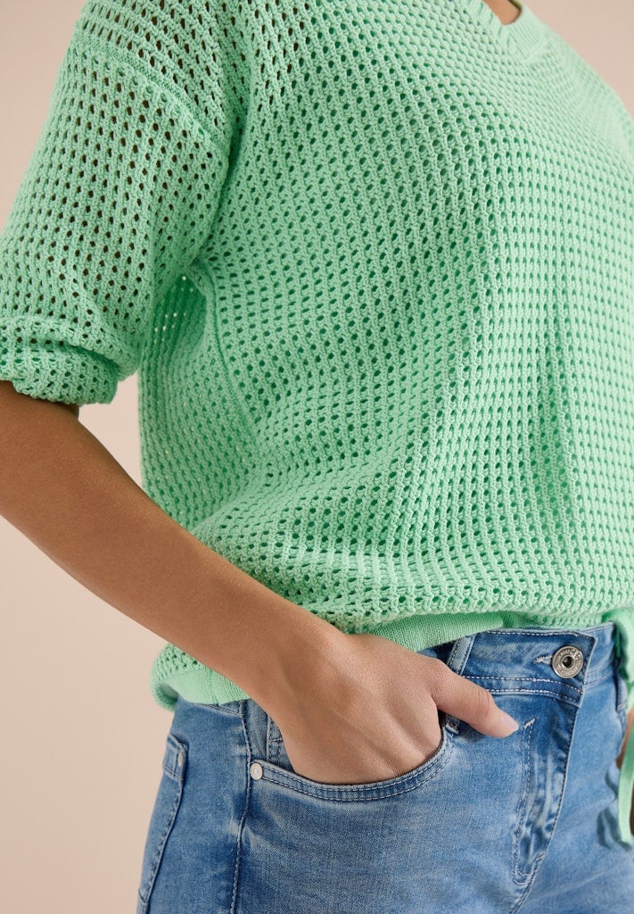 Kurzarm Pullover im Crochet-Look