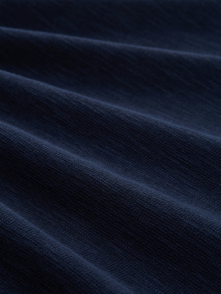 Langarmshirt mit Knopf-Details