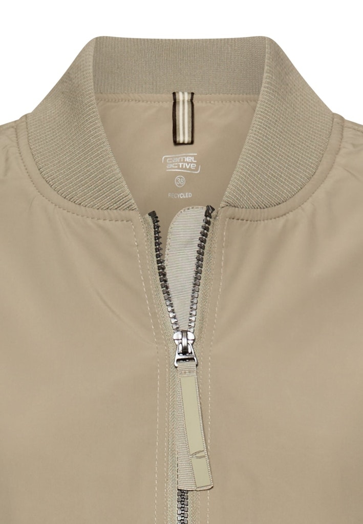 Bomberjacke mit Taschen