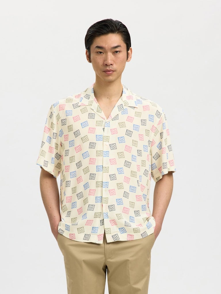 SLHRLXHOTEL AMOUR STAMPS AOP SS SHIRT