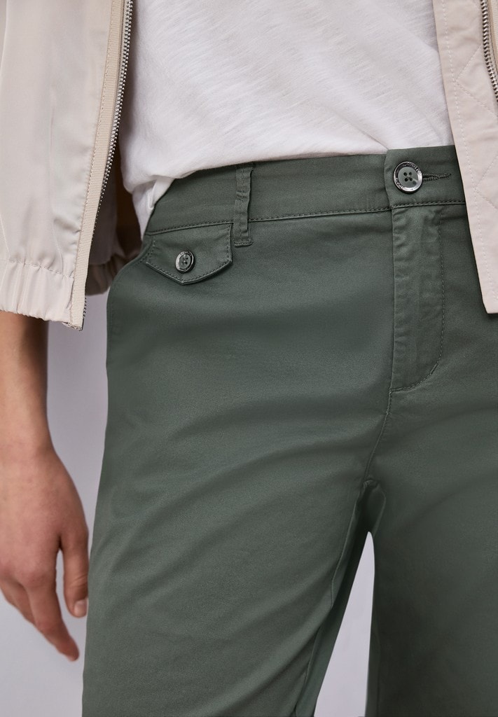 Chino im Casual Fit in softer Qualität