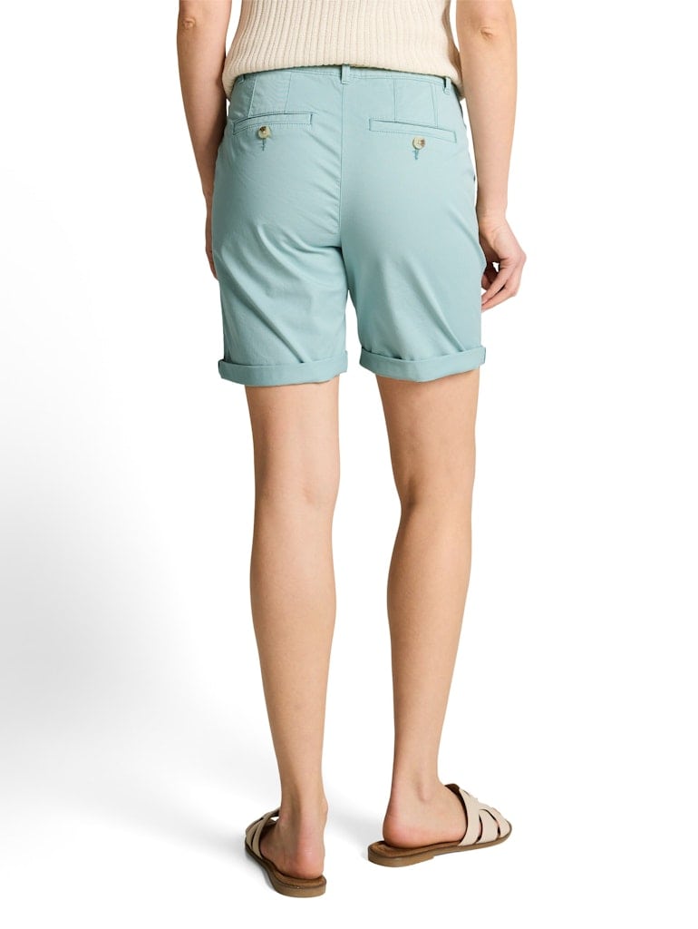 Chino Bermuda Shorts mit Gürtel
