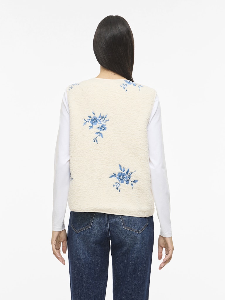VIADA EMBROIDERY TEDDY VEST OTW