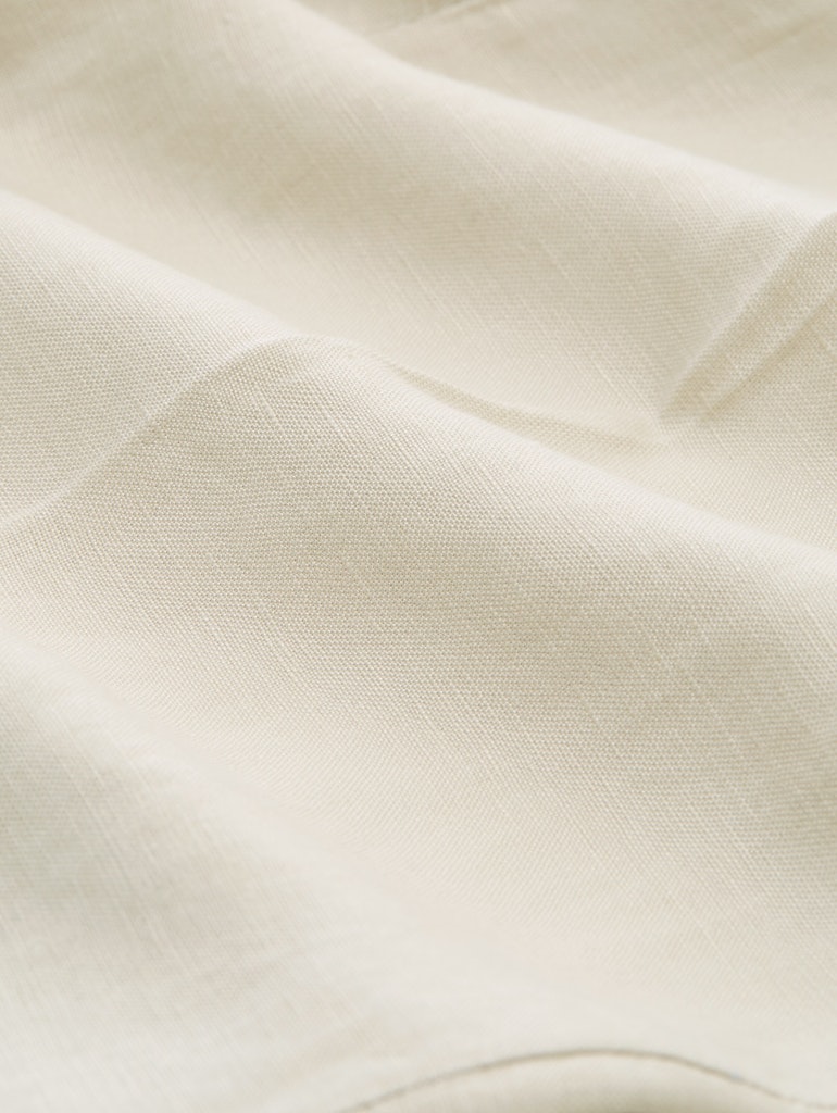 Loose Fit Bermuda Shorts mit Leinenanteil