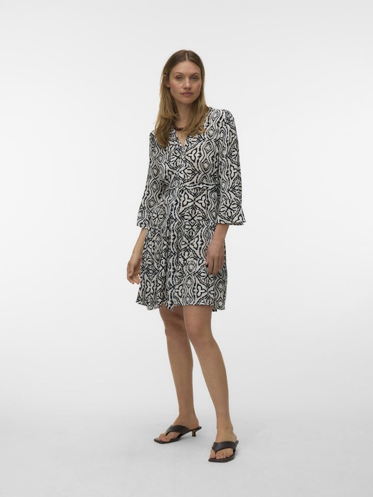 VMMENNY LS V-NECK SHORT DRESS WVN BOO