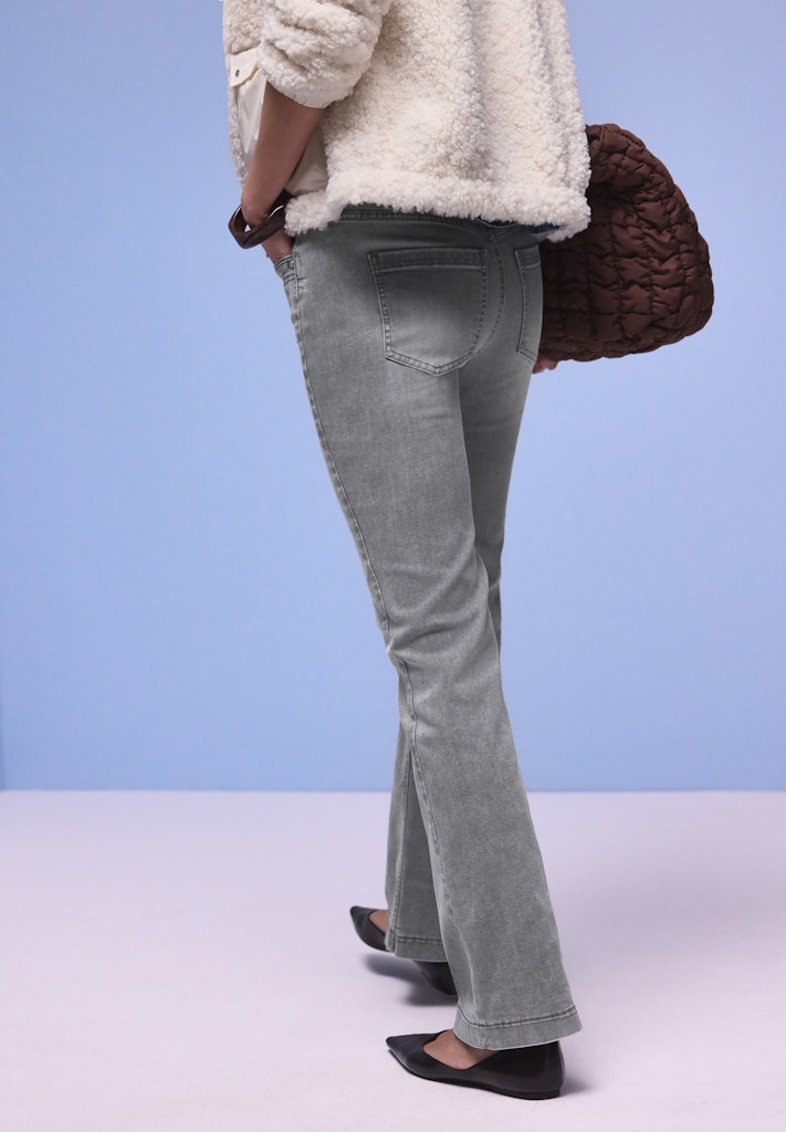 Bootcut Jeans