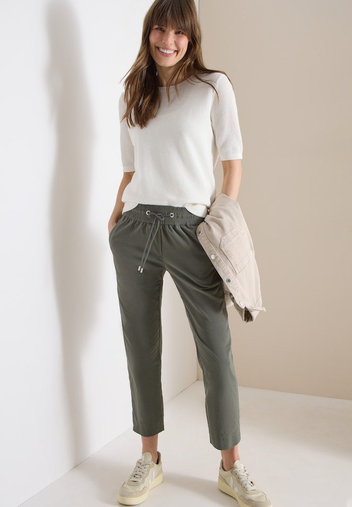 Mid Waist Slim Leg Hose im Casual Fit