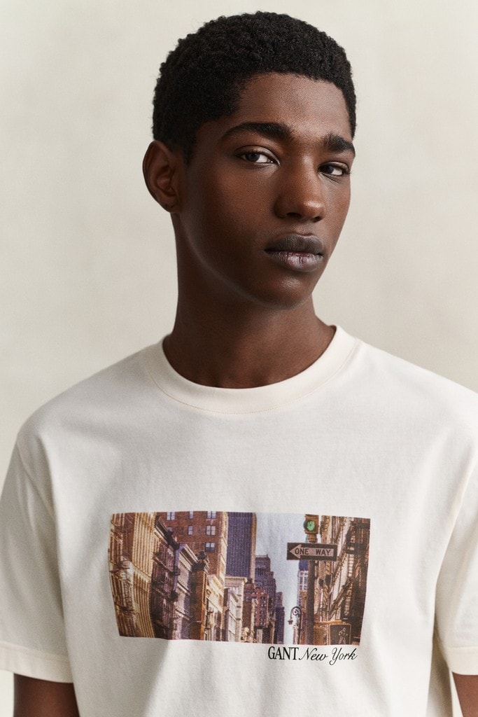 Seasonal Graphic T-Shirt