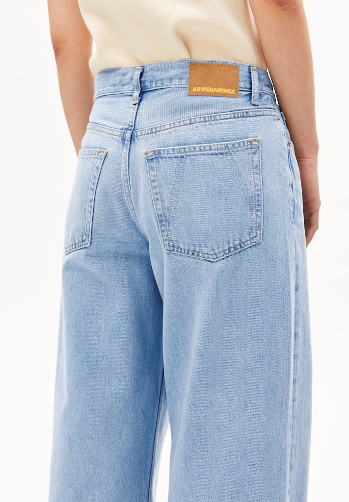 ASTRAEAAS MID WAIST WIDE JEAN