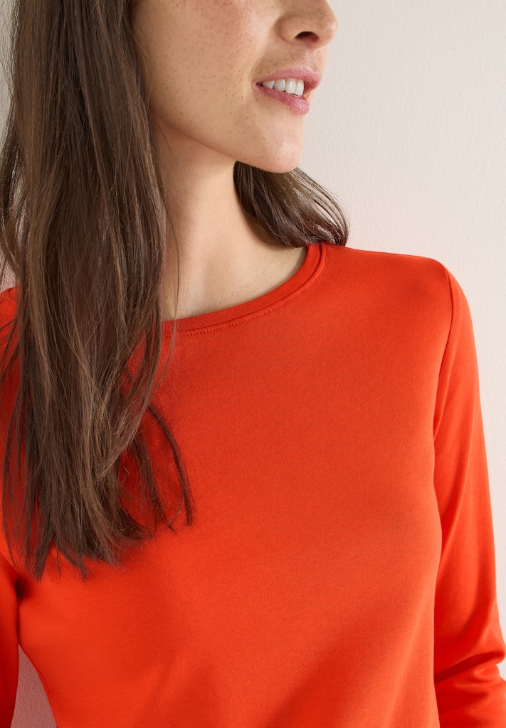 Basic Shirt in Unifarbe