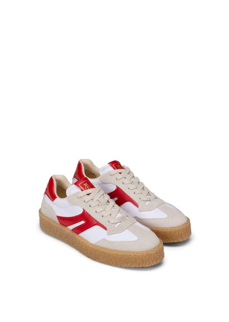 Sneaker Model Cortney
