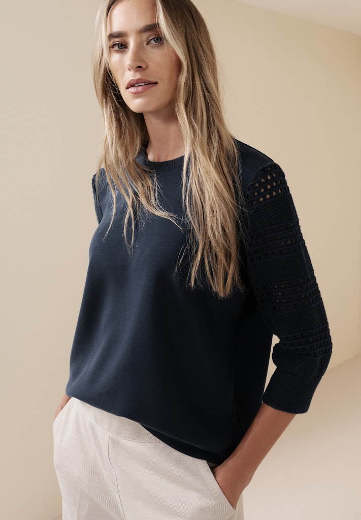 Shirt mit Lochmuster-Ärmeln
