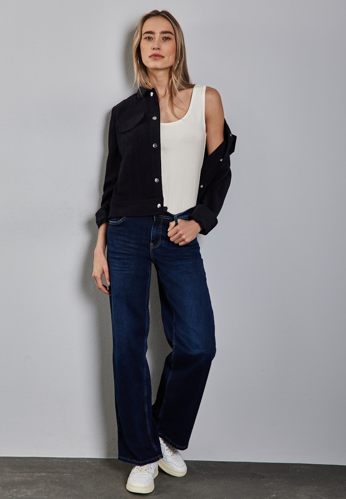 Basic Top mit Rundhals in Unifarbe