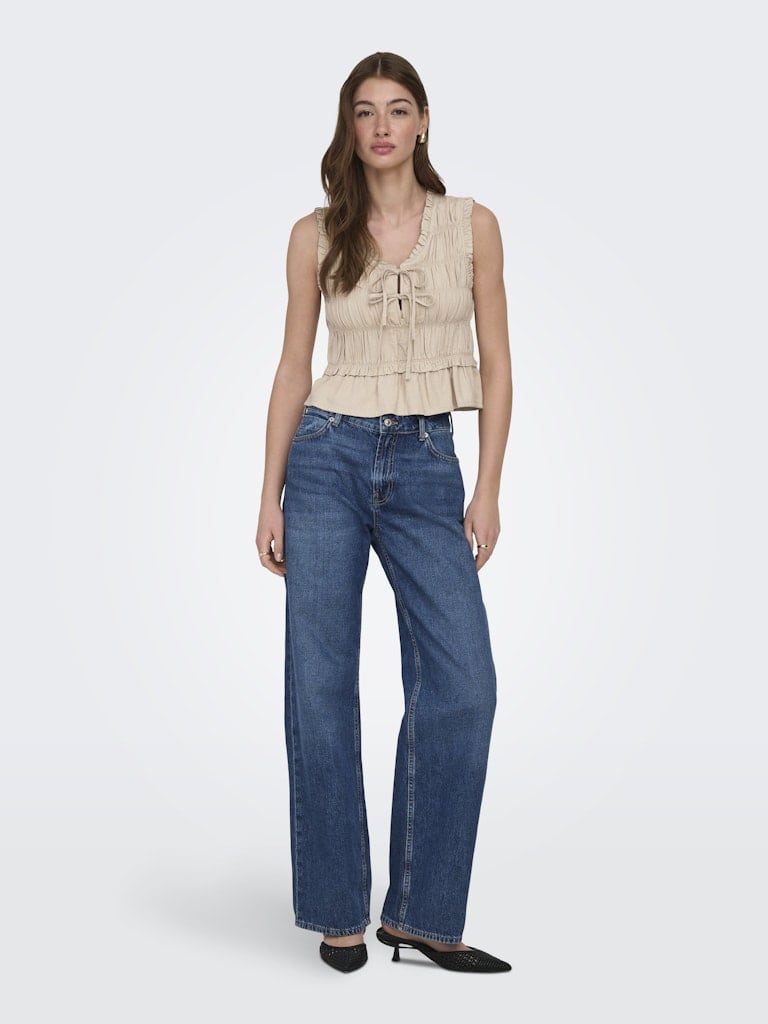 ONLGOA S/S LINEN BL FRILL TOP CC PNT