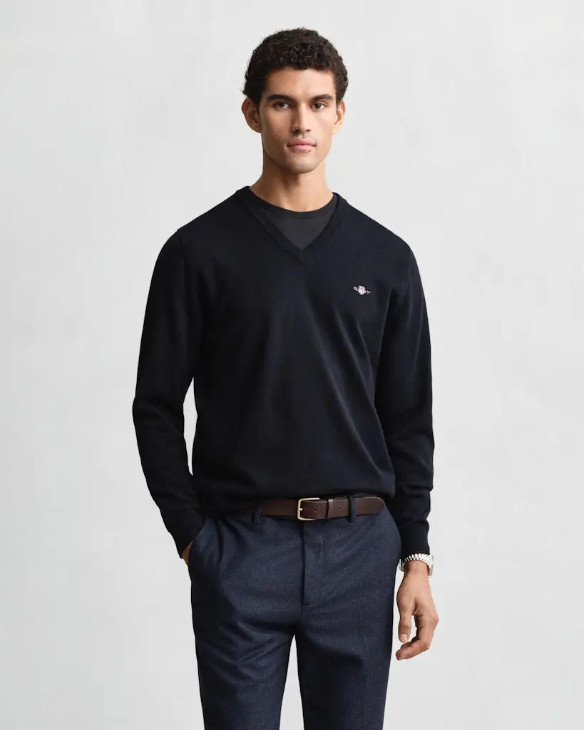 Klassischer V-Neck Pullover aus Baumwolle