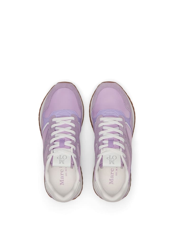 Sneaker Model Maxima
