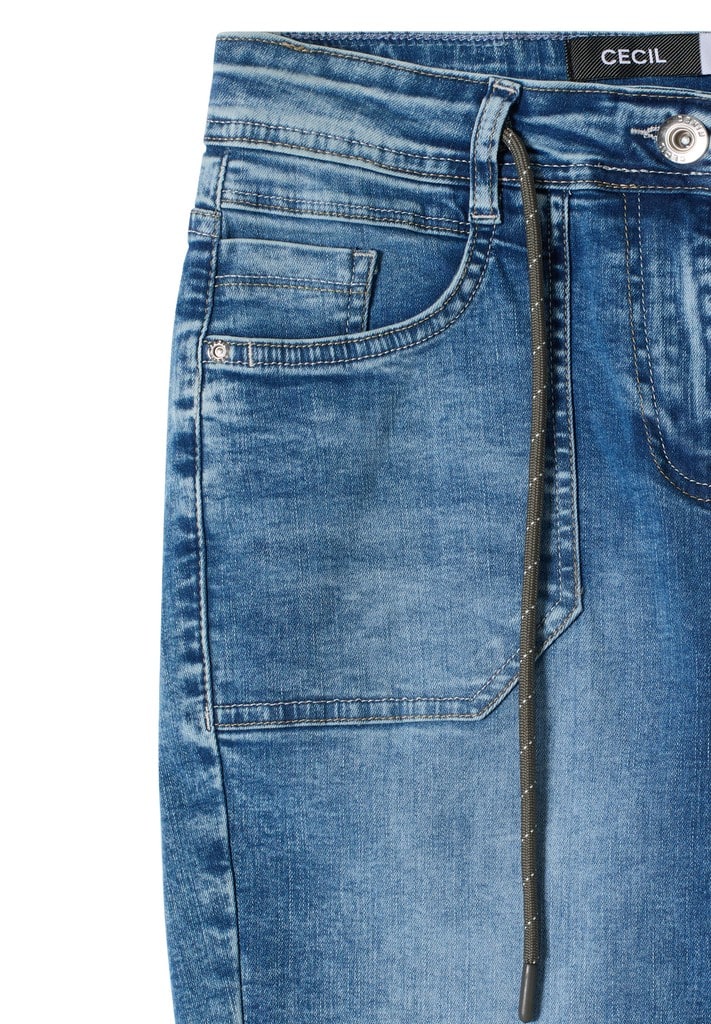 Mid Waist Slim Leg Jeans im Casual Fit