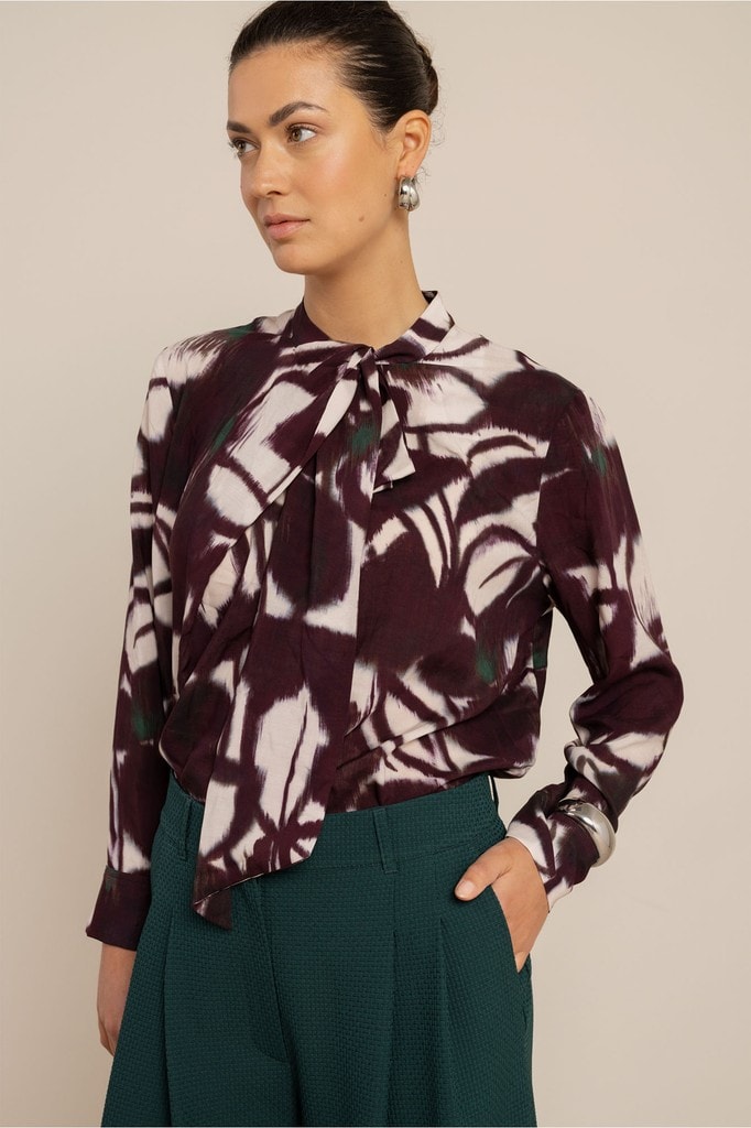 Tony flower top