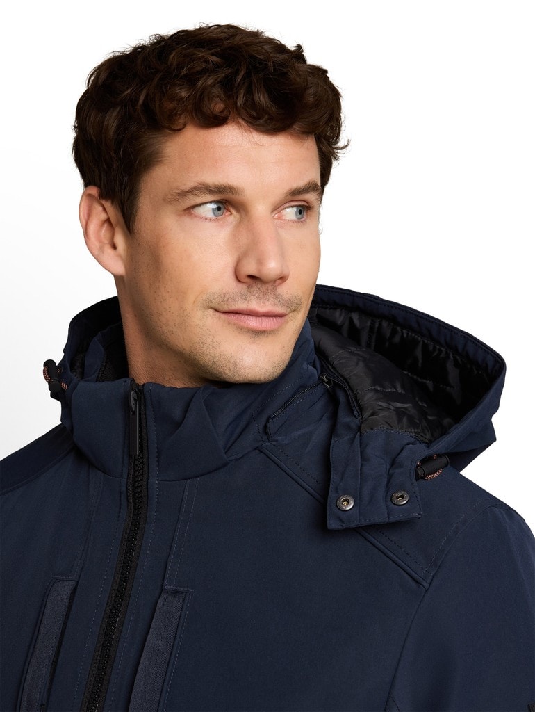 Funktionsjacke mit abnehmbarer Kapuze