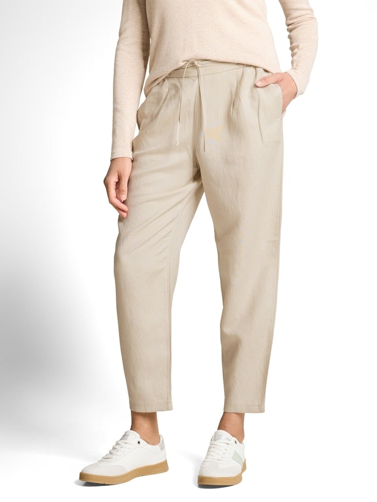 Loose Fit Hose mit Leinenanteil