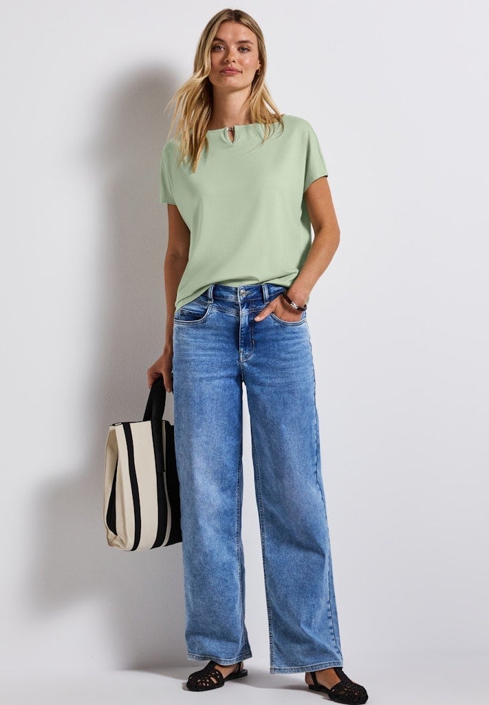 Shirt mit Cut-Out