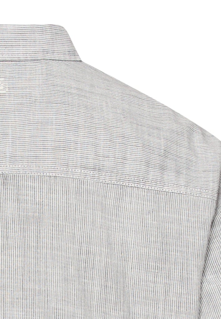 Kurzarmhemd mit Kontrastdetails