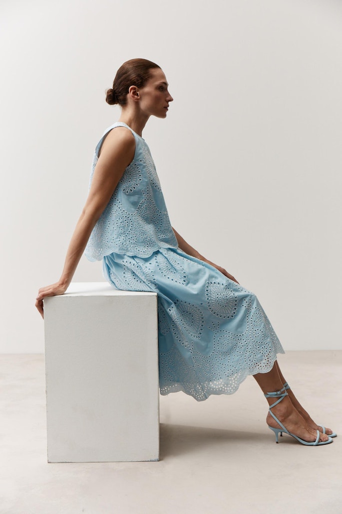 Blusentop mit Lockstickerei