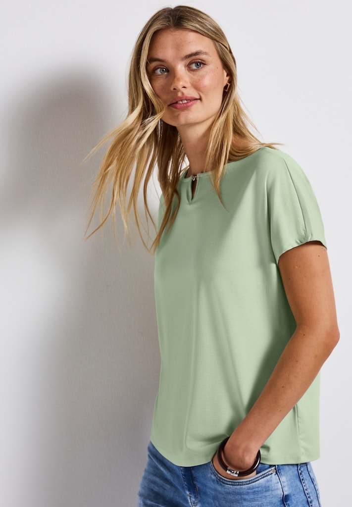 Shirt mit Cut-Out