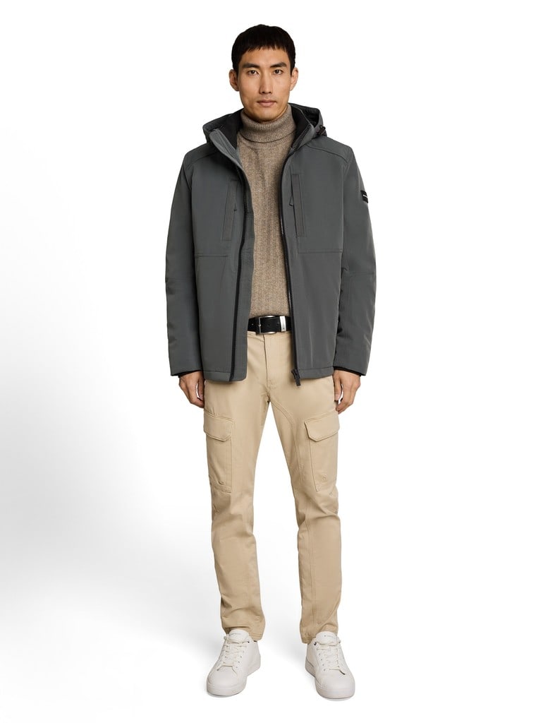 Funktionsjacke mit abnehmbarer Kapuze