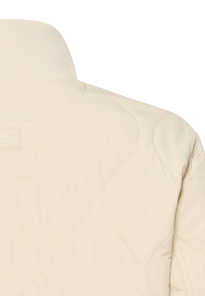 Steppjacke mit Taschen