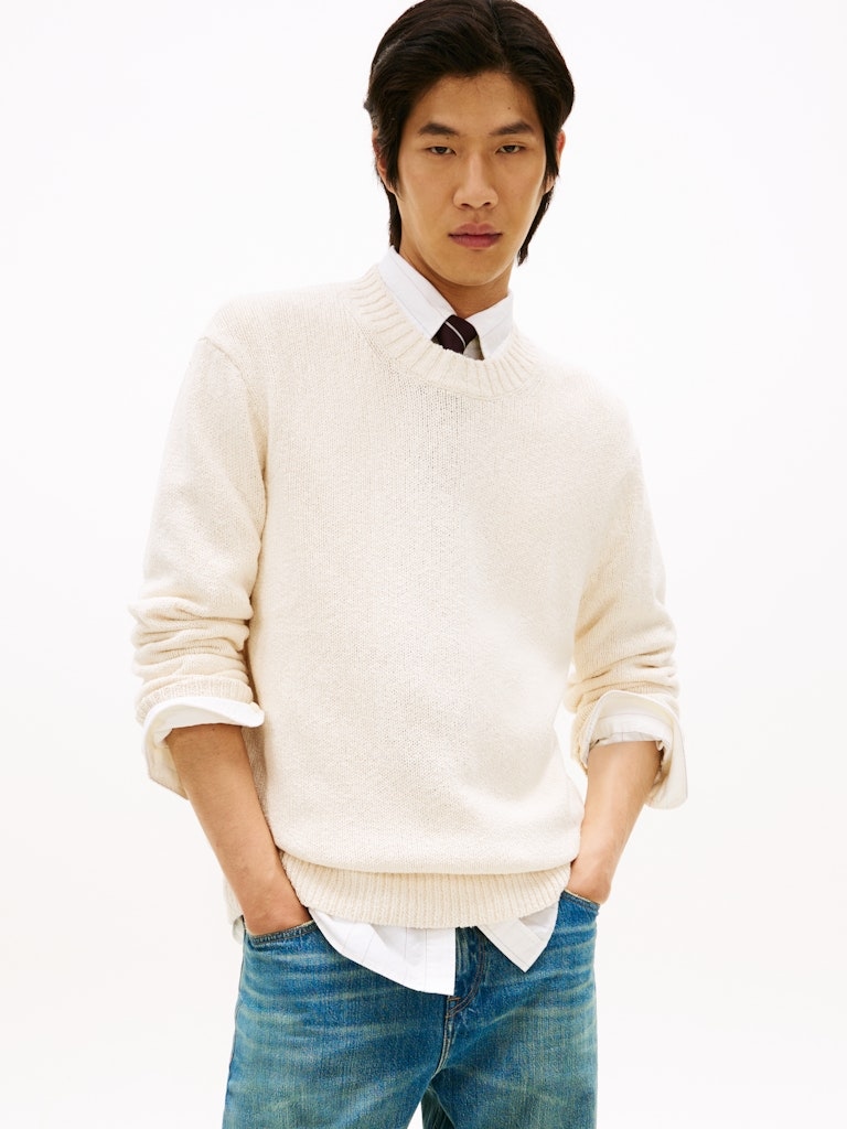 SOFT TEXTURED CREW NECK