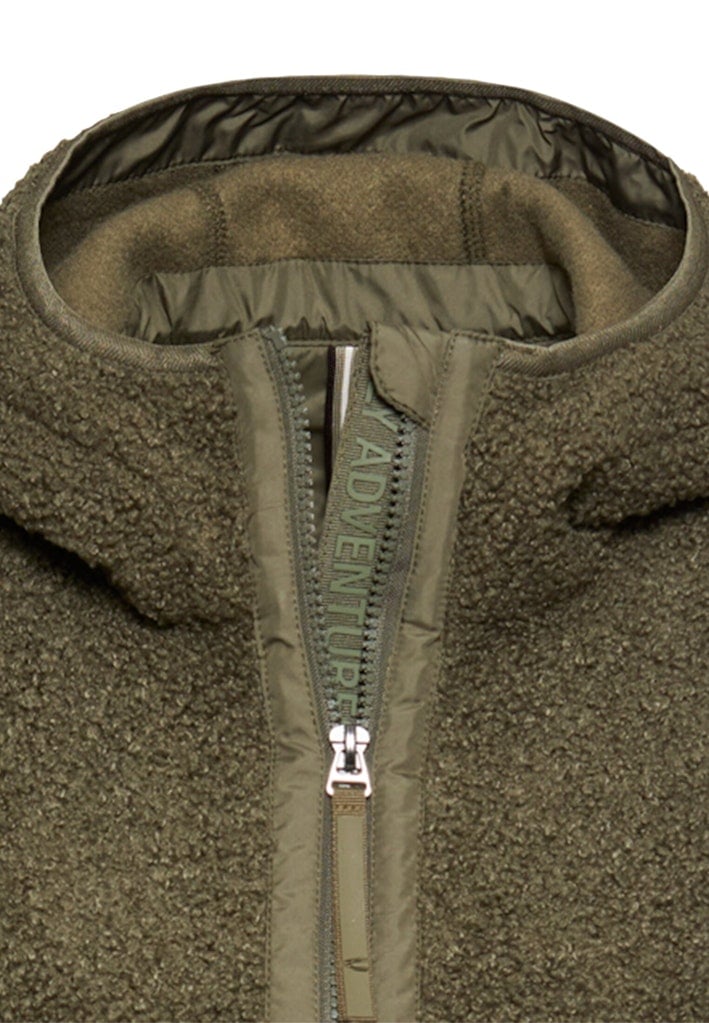Teddyjacke mit wärmenden Taschenfutter