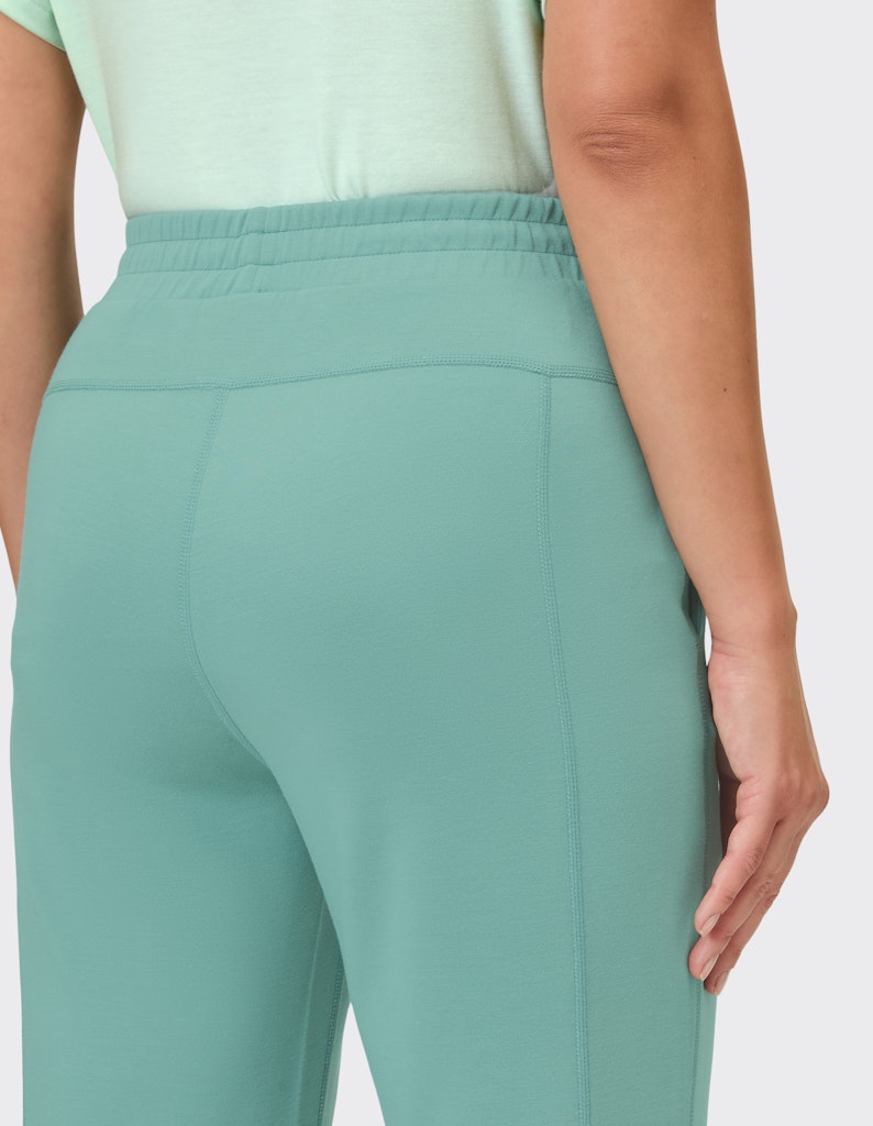 VB_Addie 4069 Pants 1/1