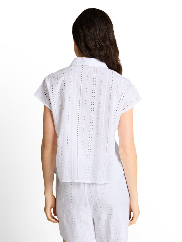 Bluse mit Lochstickerei