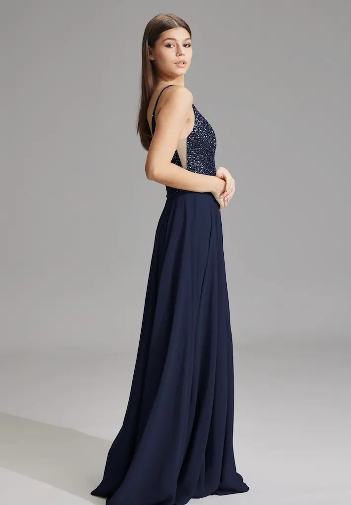 Abendkleid aus Materialmix