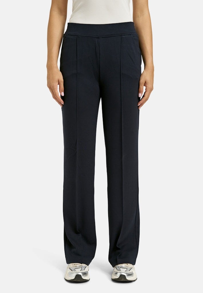 wideleg pants with elastic at back waist and french pockets