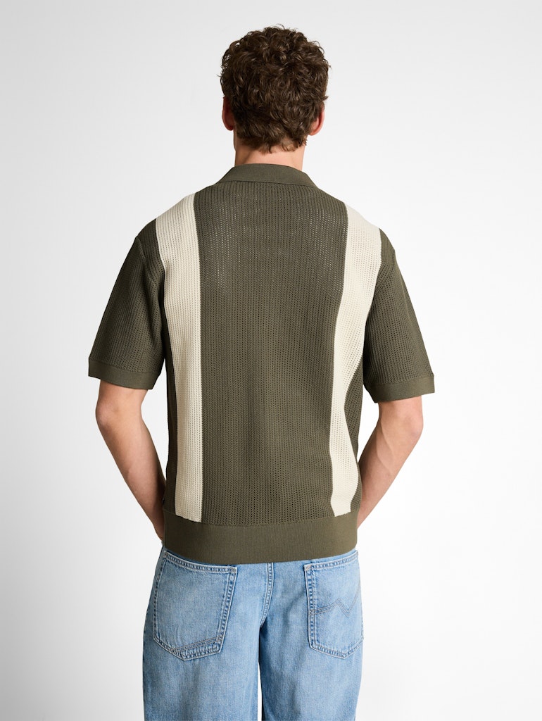 Strickjacke mit Kragen