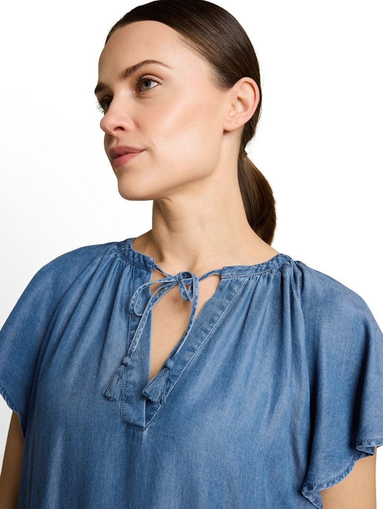 Loose Fit Kleid mit Quasten