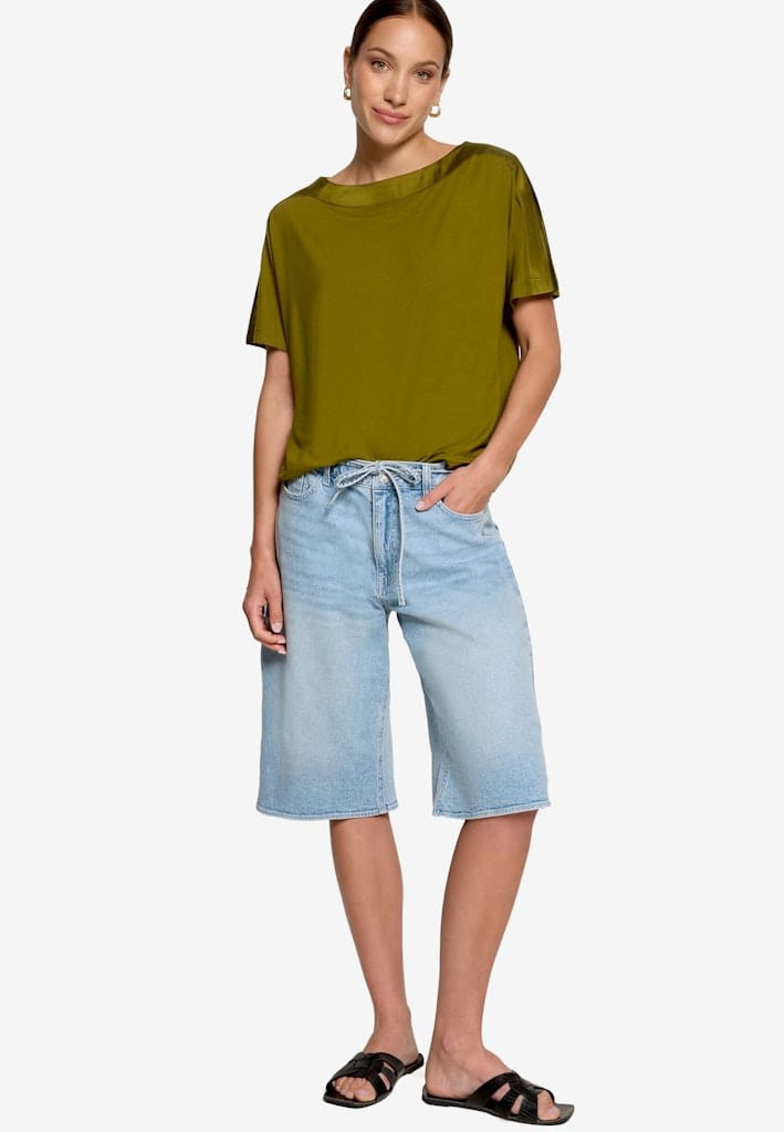 T-Shirt mit U-Boot Ausschnitt