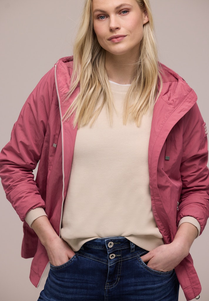 Jacke mit Kapuze und Zipper