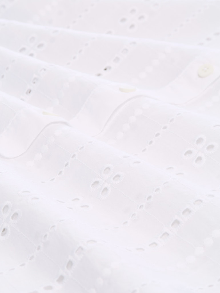 Bluse mit Lochstickerei