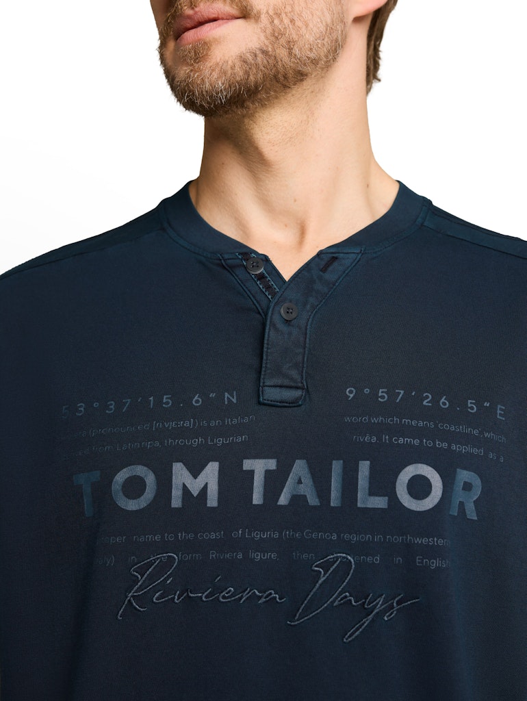 Henley T-Shirt im Used-Look
