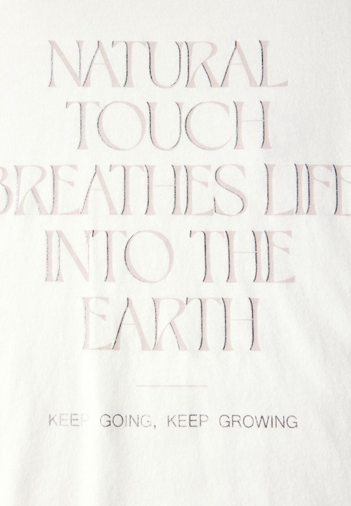 Shirt mit Wording Artwork
