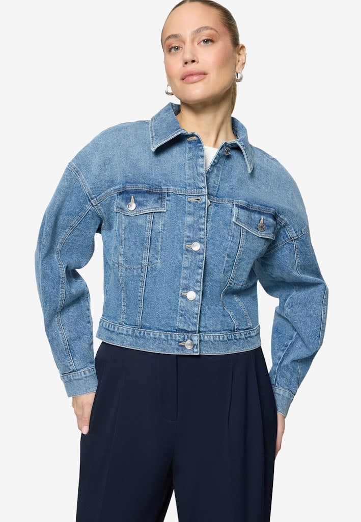 Jeansjacke kurz mit Knopfleiste