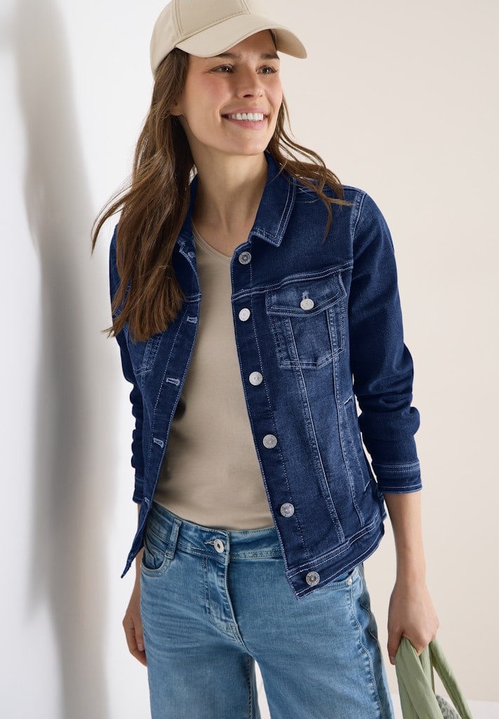 Jeansjacke mit Brusttaschen und Knöpfen