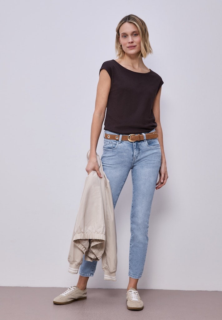 Mid Waist Slim Leg Jeans im Slim Fit