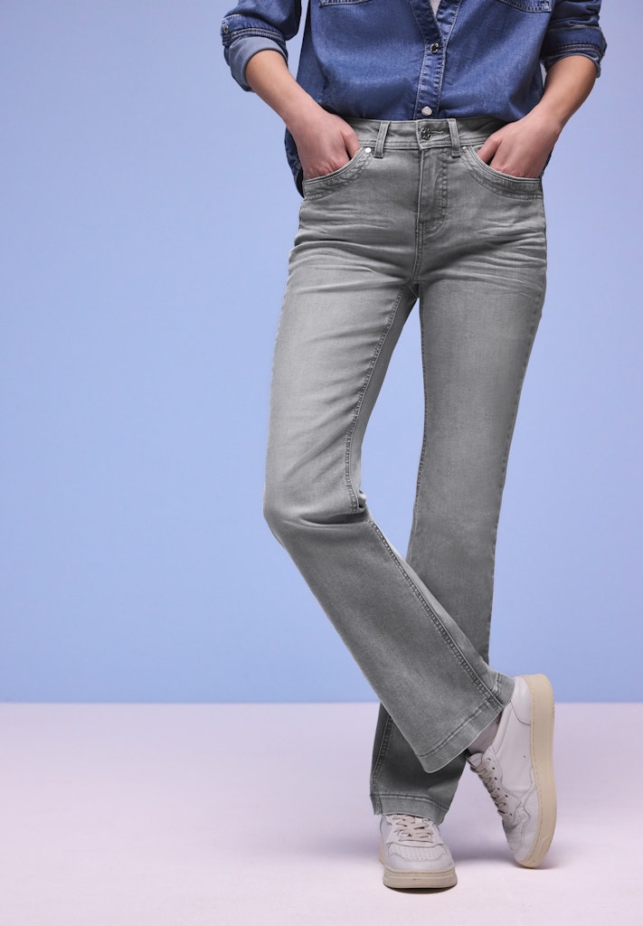 Bootcut Jeans