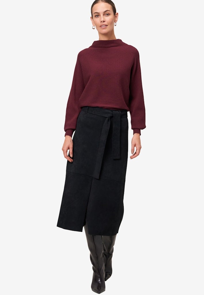 Midirock mit Bindegürtel