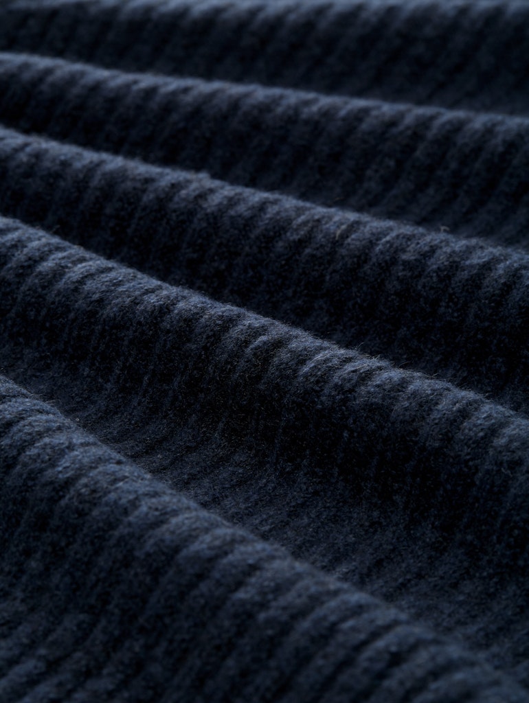 Relaxed Fit Strickpullover mit Stehkragen